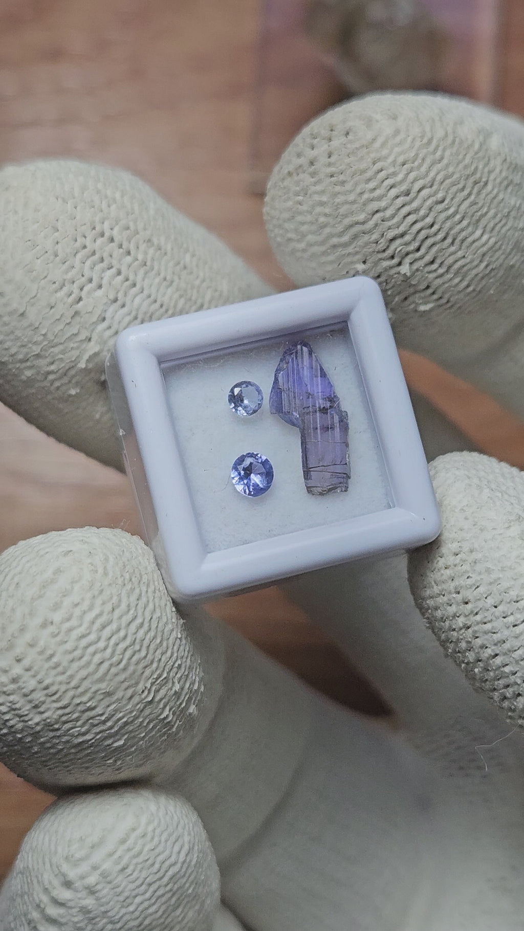 Tanzanite Natural unheated Crystal and Facet set.