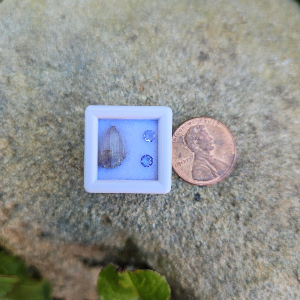 Tanzanite Natural Unheated Crystal and Facet set.